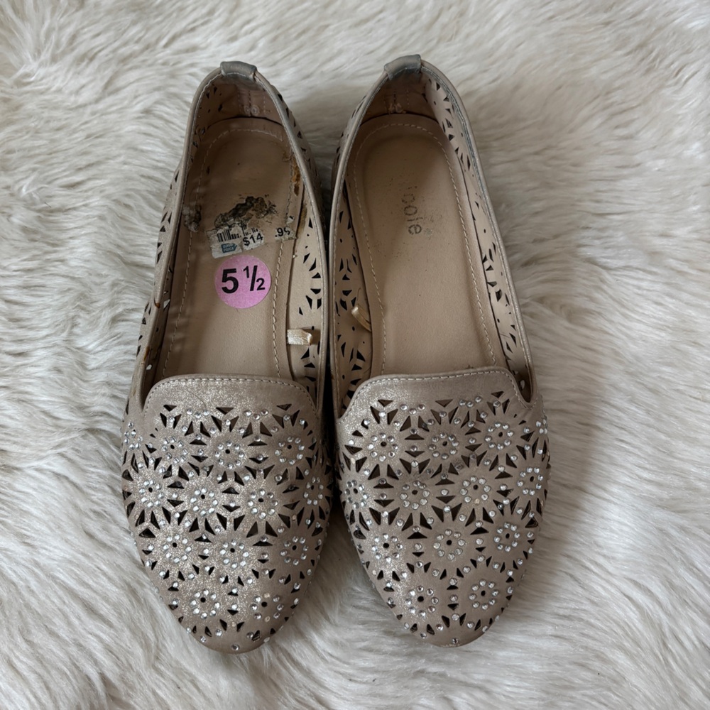Nicole Tan Metallic Floral Laser-Cut Rhinestone Embellished Loafers